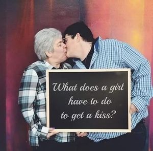 Meet your Posher, Treasa